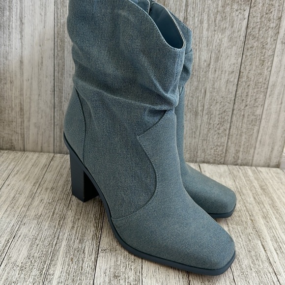 Jessica Simpson ARRLA Bootie size 10 - Picture 8 of 9